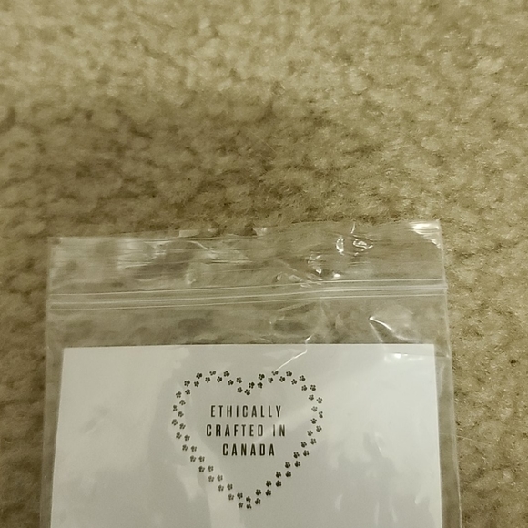 NWT Armoir Fashion World's Best Dog Mom Bangle - Picture 4 of 4